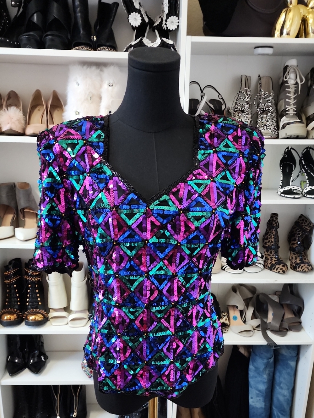 Laurence Kazar Multicolor Sequin Geometric V-Neck Top